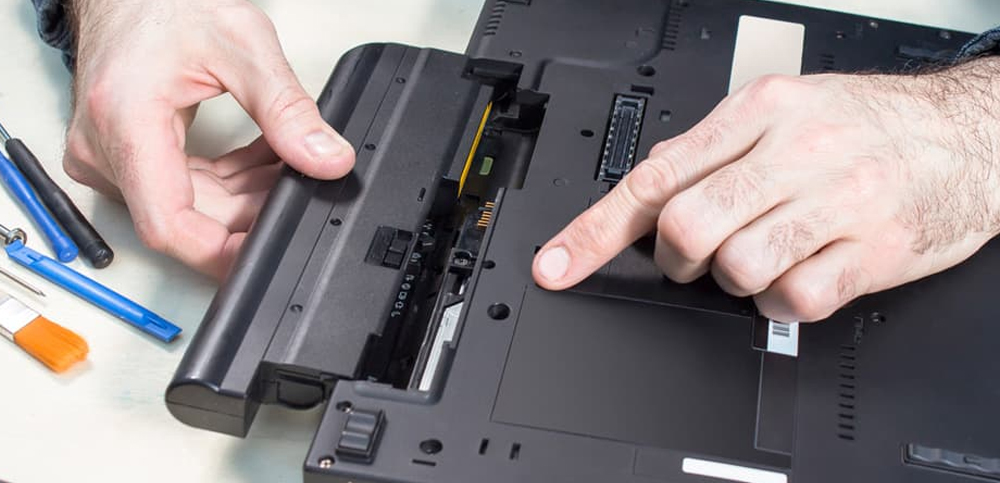 Should-You-Replace-Your-Laptop-Battery-Yourself